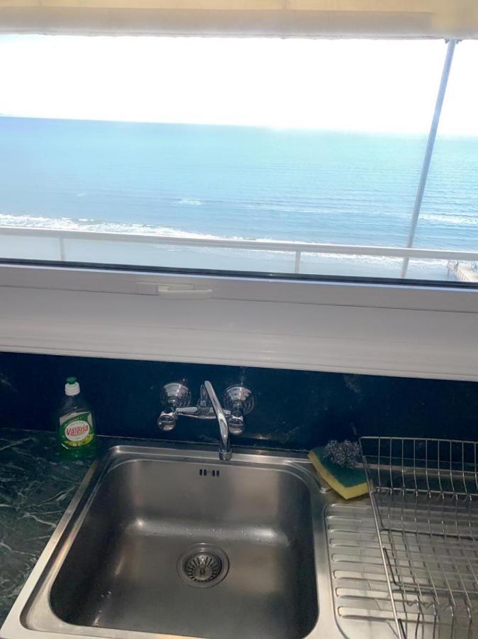 Larnaca Room, 50M To The Finikoudes Beach Εξωτερικό φωτογραφία